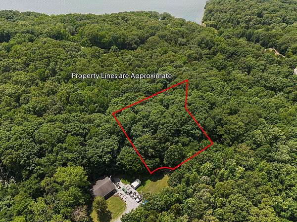 1.85 Acres of Residential Land for Sale in Cadiz, Kentucky