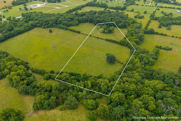 13.5 Acres of Recreational Land for Sale in Stockton, Missouri