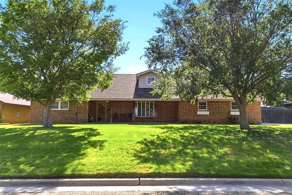 4 Acres of Land with Home for Sale in Guymon, Oklahoma