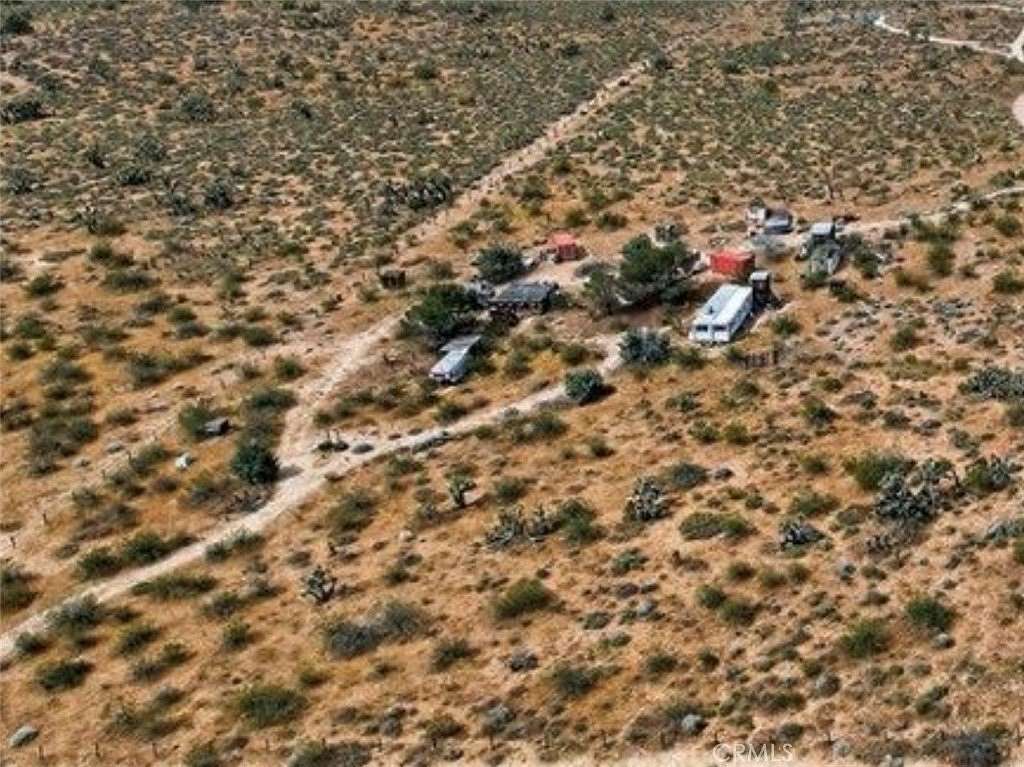 10 Acres of Land with Home for Sale in Rosamond, California