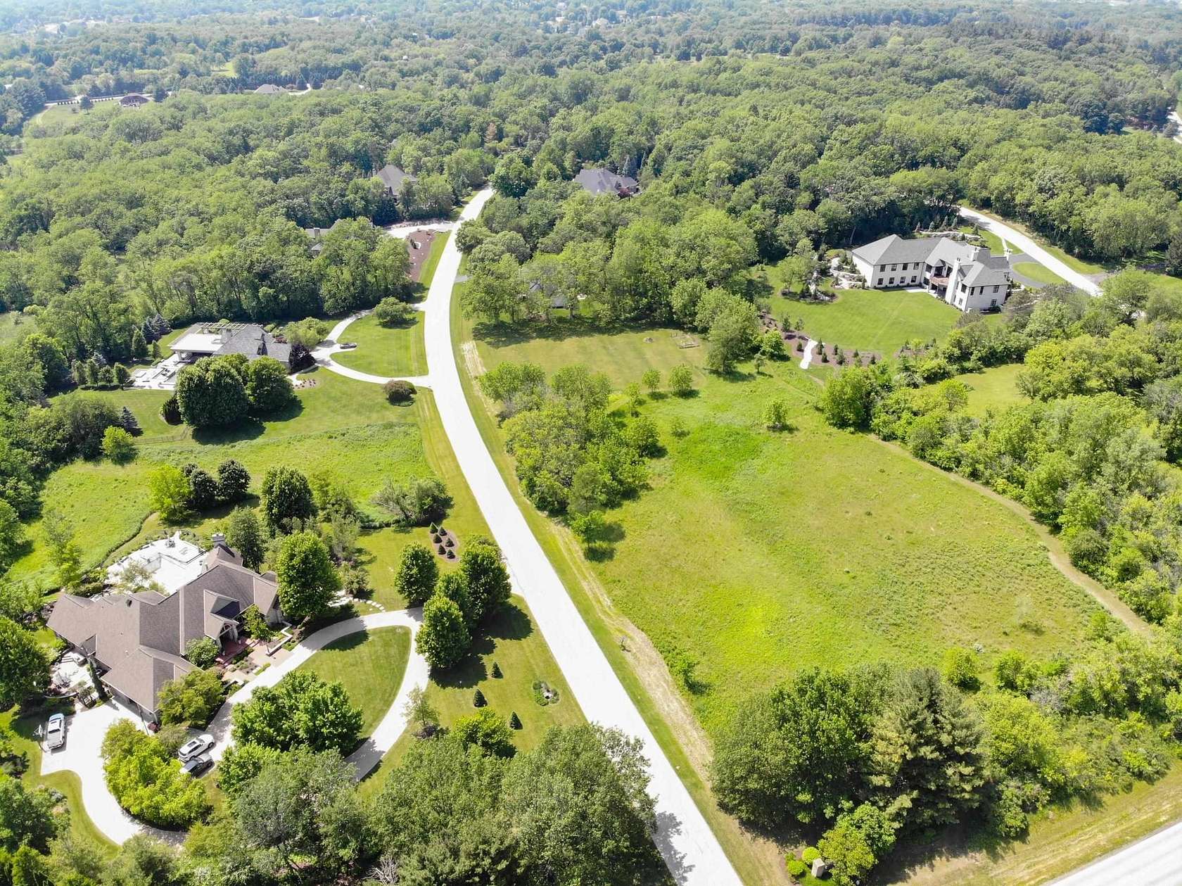 2.49 Acres of Residential Land for Sale in Belvidere, Illinois
