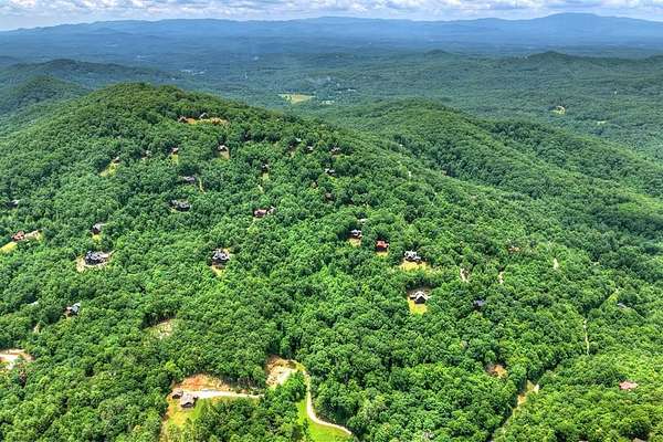 8.7 Acres of Residential Land for Sale in Mineral Bluff, Georgia