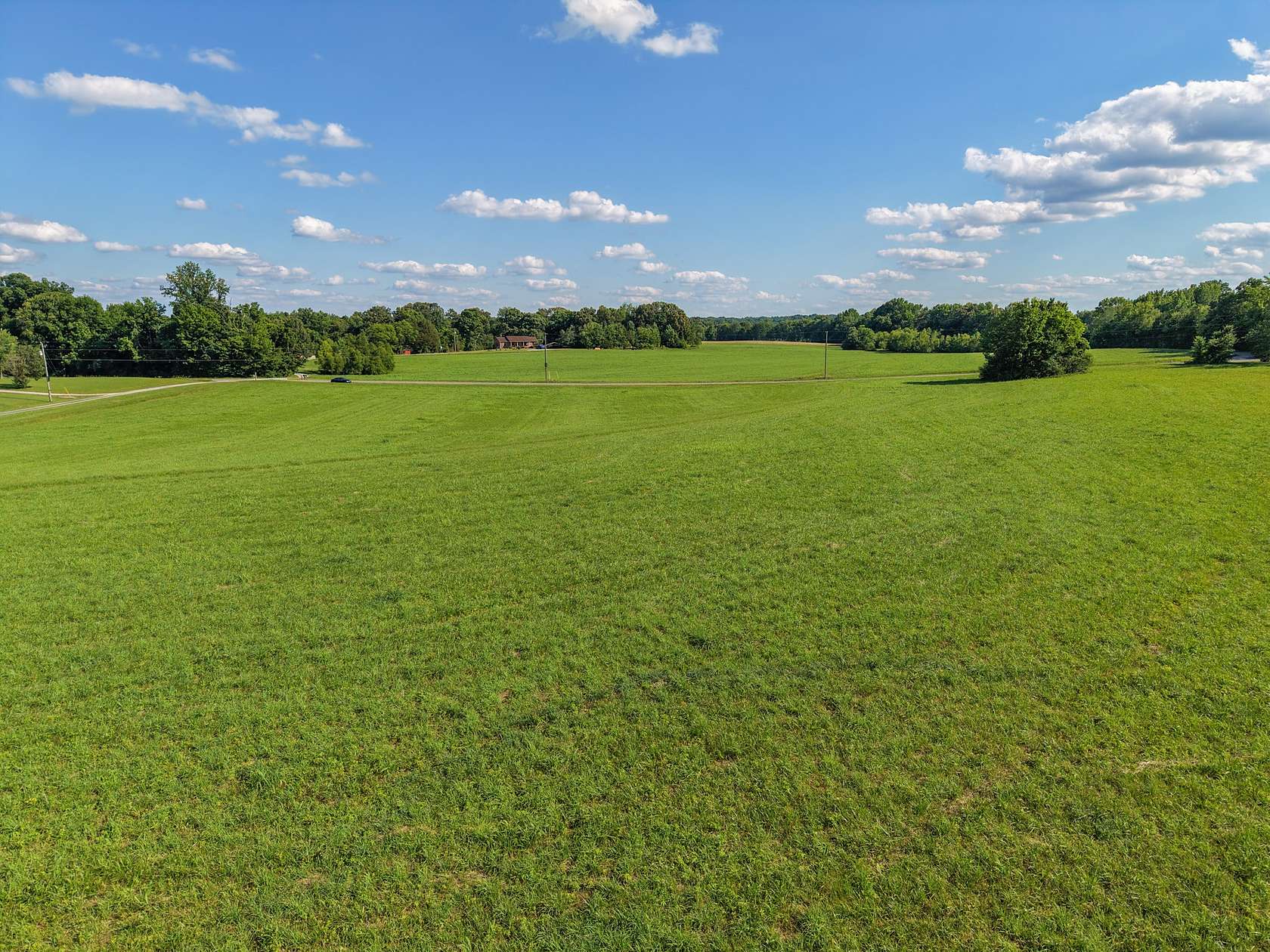 5.4 Acres of Residential Land for Sale in Chapmansboro, Tennessee