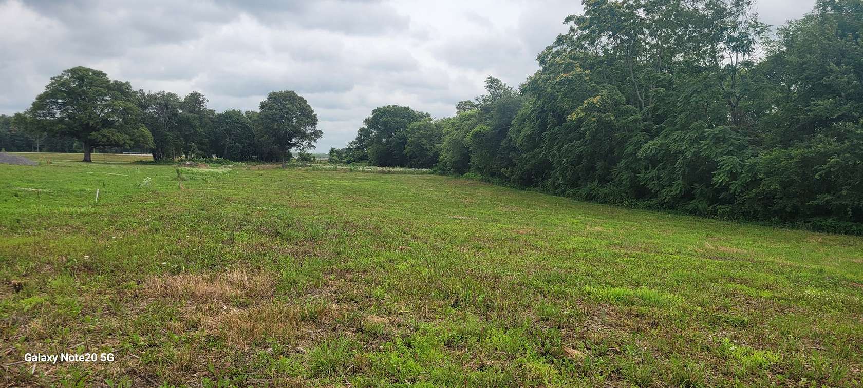 5 Acres of Residential Land for Sale in Woodbury, Tennessee