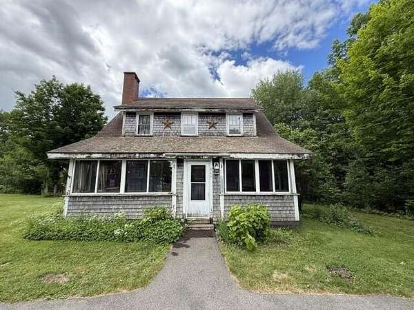 2.13 Acres of Land with Home for Sale in Meddybemps, Maine