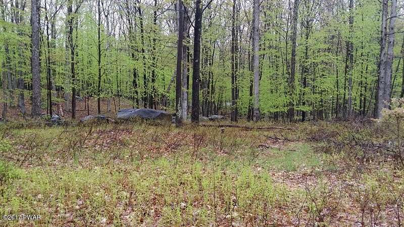 2.6 Acres of Residential Land for Sale in Dingman Township, Pennsylvania