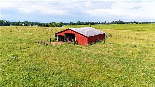 29.7 Acres of Agricultural Land for Sale in Leoma, Tennessee