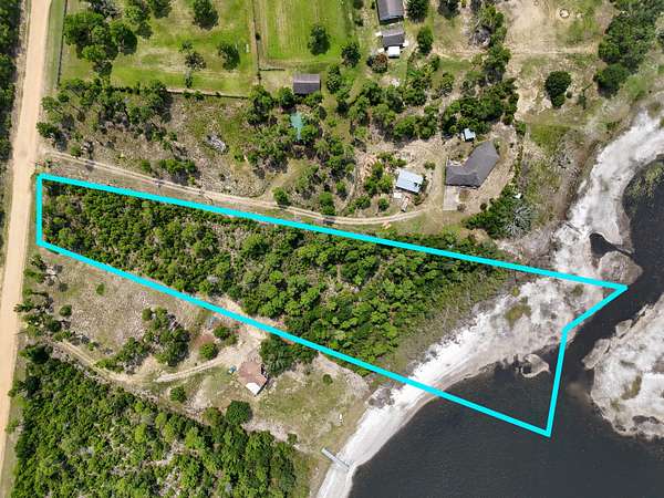 5.26 Acres of Residential Land for Sale in Chipley, Florida