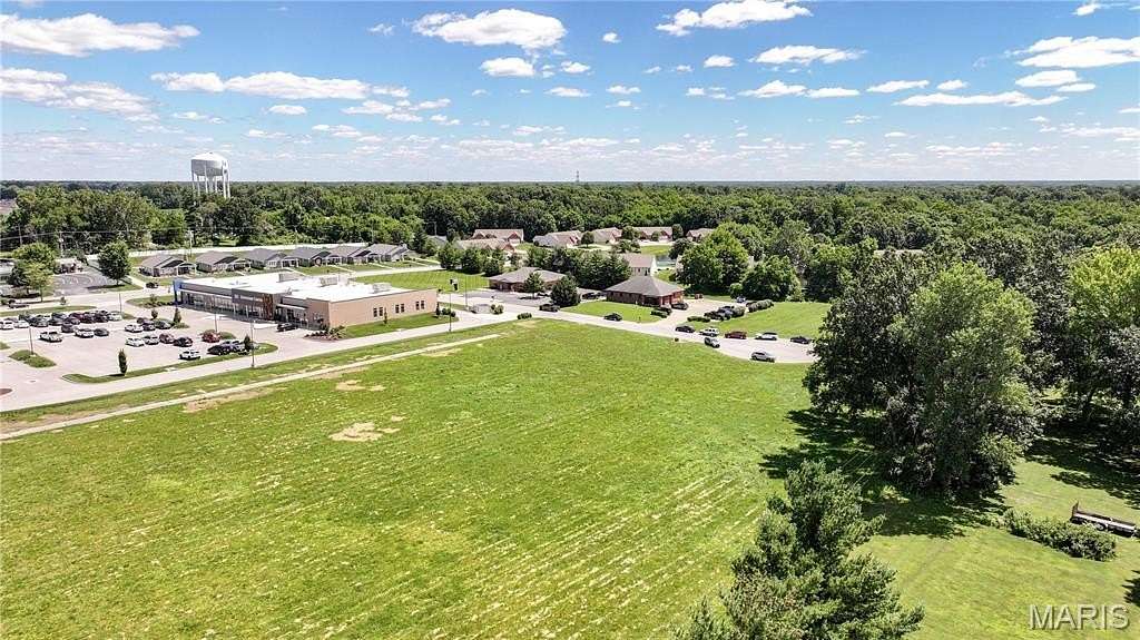 0.75 Acres of Commercial Land for Sale in Godfrey, Illinois