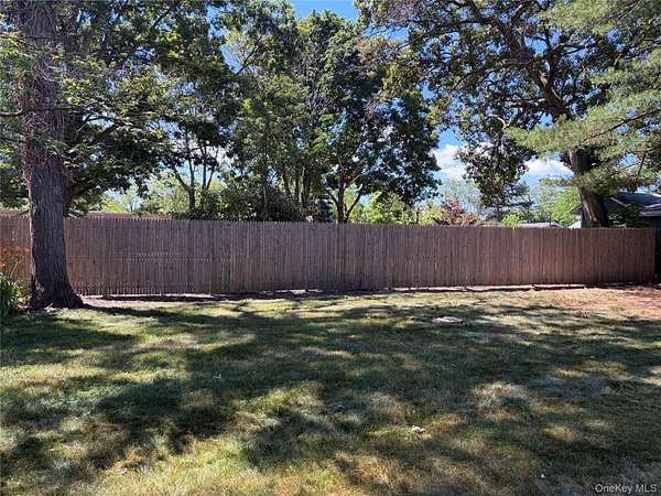 0.2 Acres of Residential Land for Sale in Ronkonkoma, New York