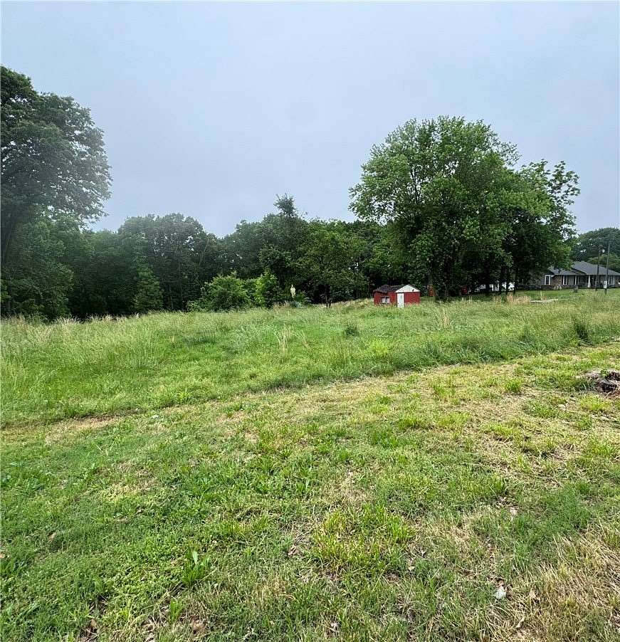 2 Acres of Residential Land for Sale in Pea Ridge, Arkansas