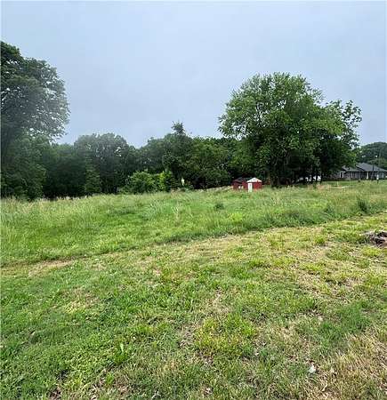 2 Acres of Residential Land for Sale in Pea Ridge, Arkansas