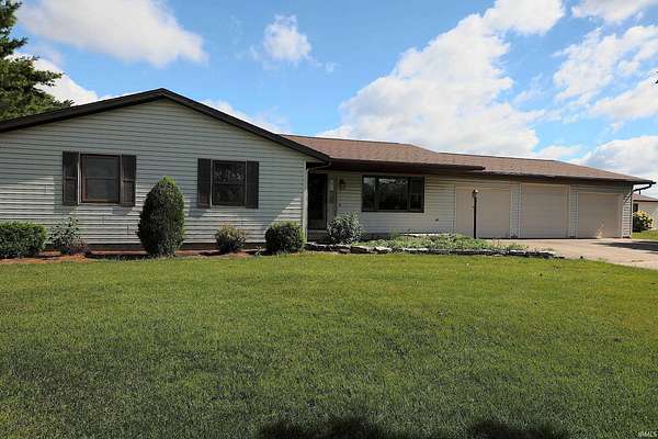 1.8 Acres of Land with Home for Sale in Warren, Indiana