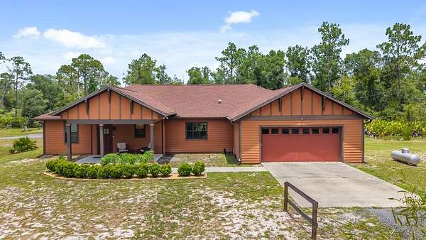 4.82 Acres of Land with Home for Sale in Old Town, Florida