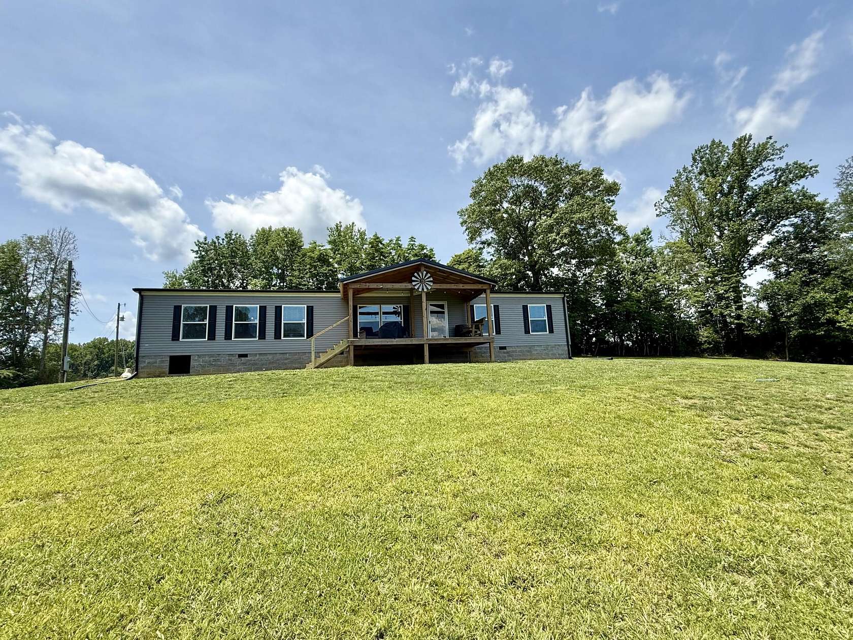 8 Acres of Land with Home for Sale in Eubank, Kentucky