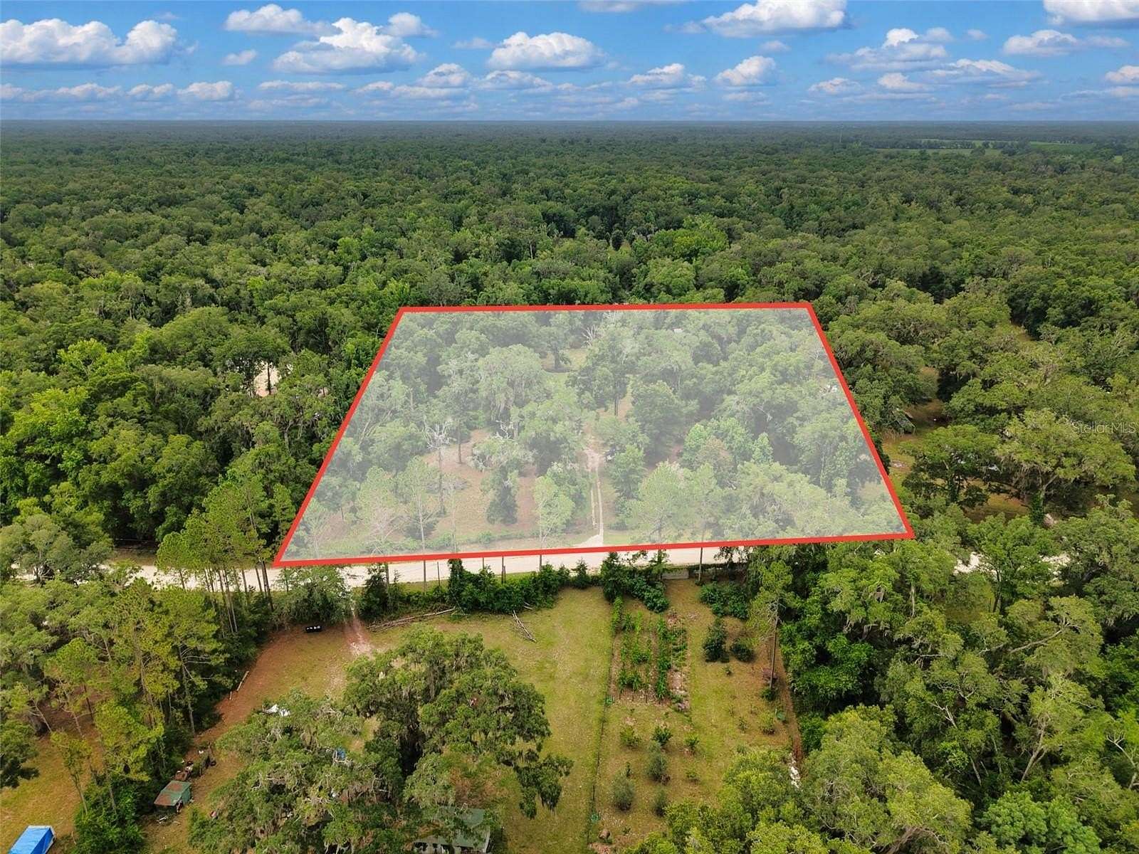 2.53 Acres of Residential Land for Sale in Old Town, Florida