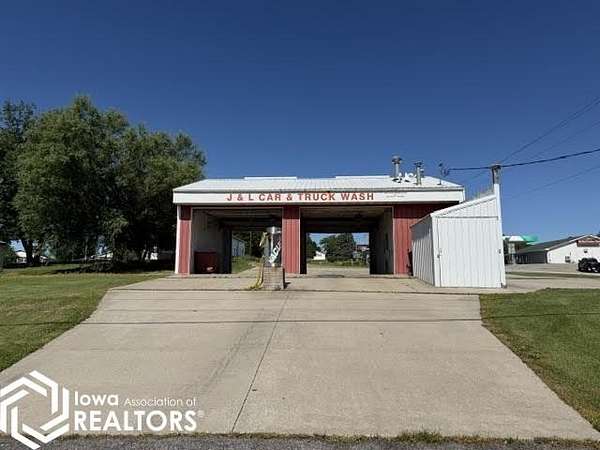 1.54 Acres of Improved Residential Land for Sale in Bedford, Iowa