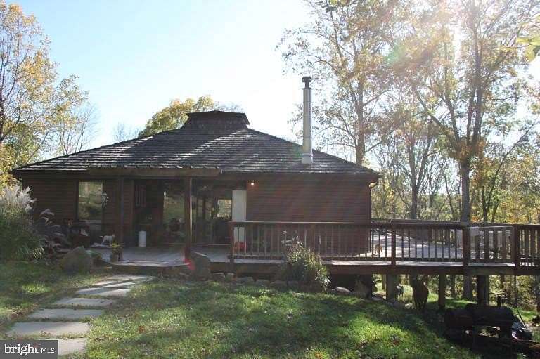 5 Acres of Land with Home for Sale in Amissville, Virginia