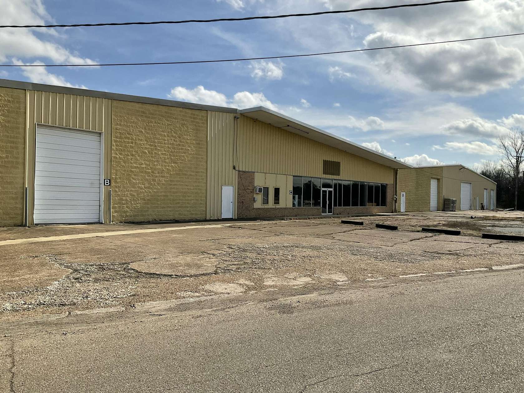 3 Acres of Improved Commercial Land for Sale in Tupelo, Mississippi