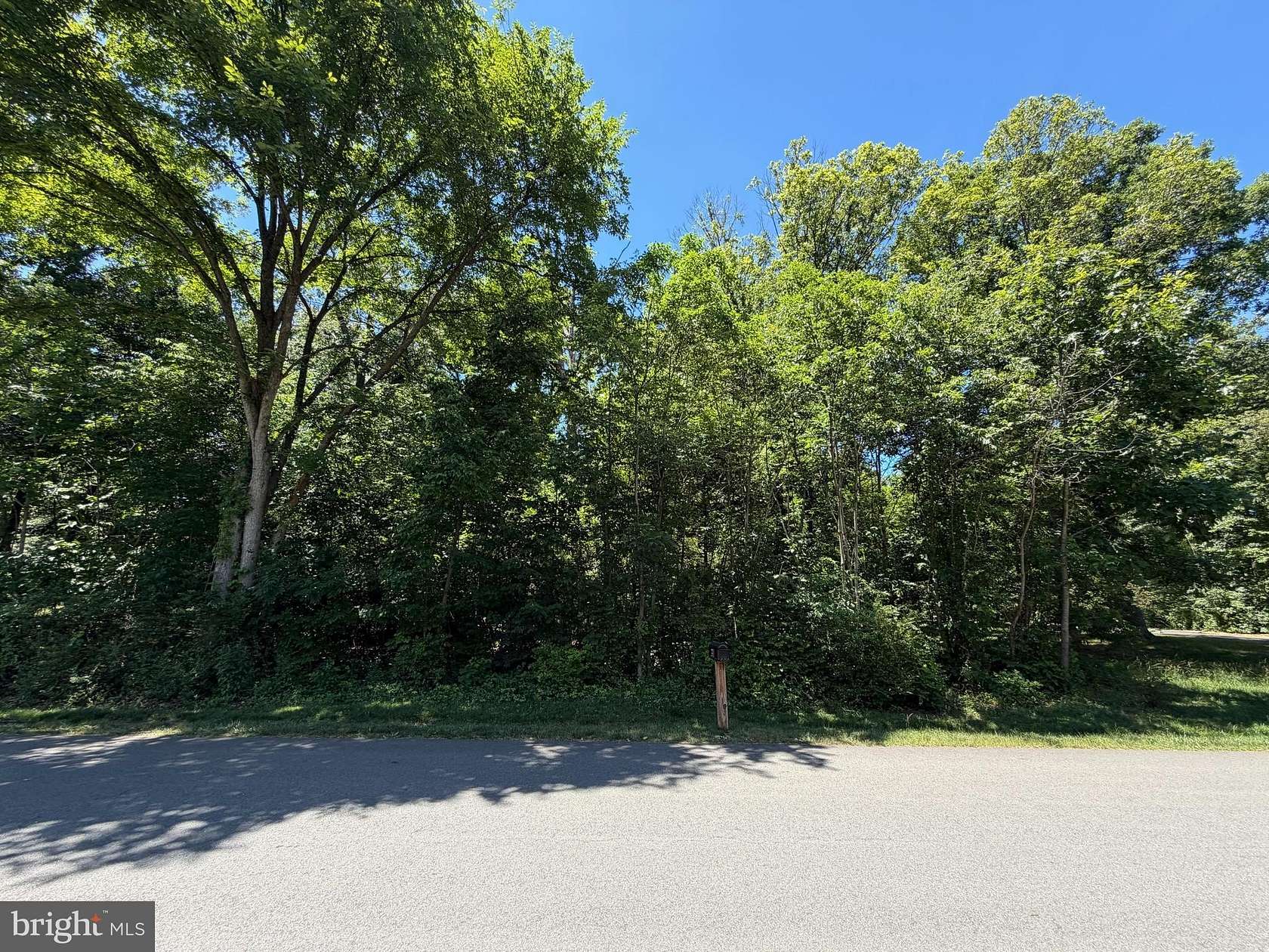 2 Acres of Residential Land for Sale in Sterling, Virginia