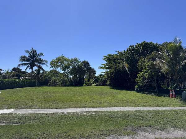 0.23 Acres of Residential Land for Sale in Royal Palm Beach, Florida