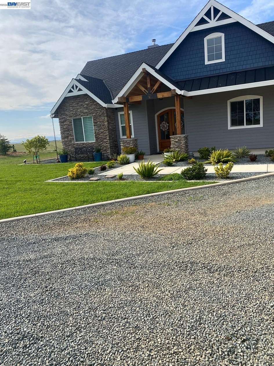 72.4 Acres of Agricultural Land with Home for Sale in Marysville, California