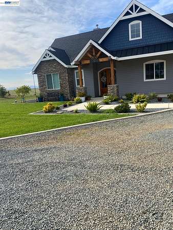 72.4 Acres of Agricultural Land with Home for Sale in Marysville, California