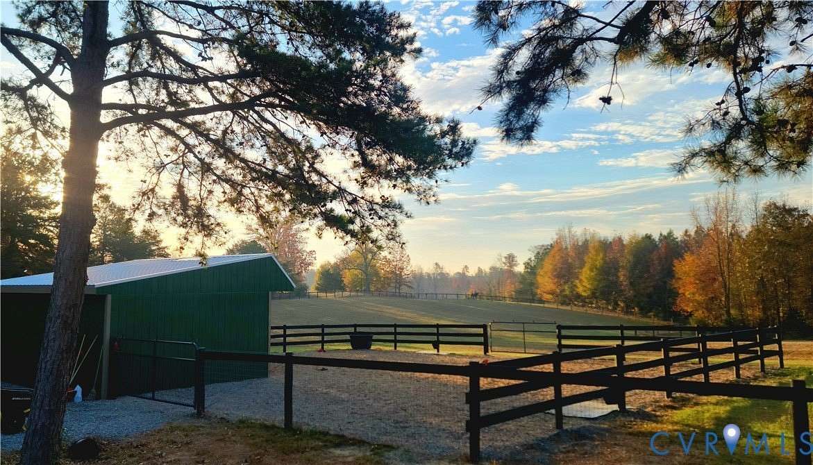 77 Acres of Land with Home for Sale in Nathalie, Virginia