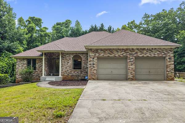 3 Acres of Land with Home for Sale in Cleveland, Georgia