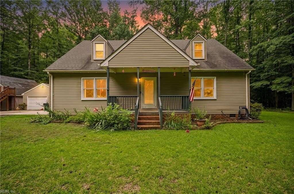 4 Acres of Land with Home for Sale in Suffolk, Virginia