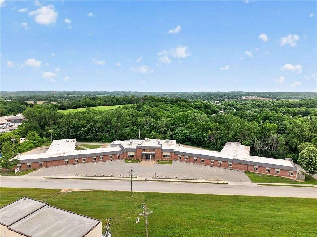 2.32 Acres of Commercial Land for Sale in Smithville, Missouri