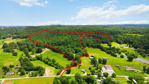 47 Acres of Land with Home for Sale in Stanford, Kentucky