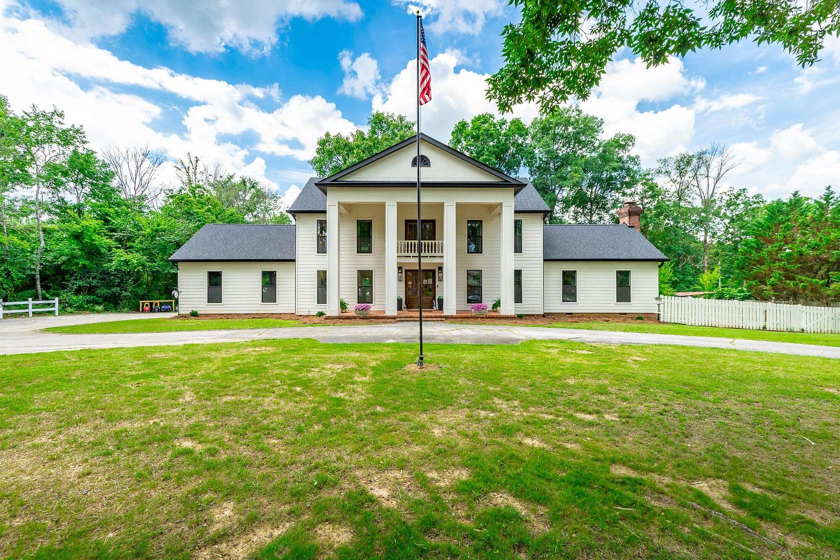 1.83 Acres of Land with Home for Sale in Ooltewah, Tennessee