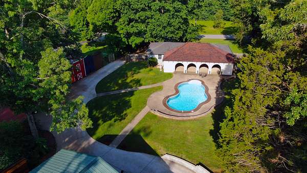 1.54 Acres of Land with Home for Sale in Cunningham, Tennessee