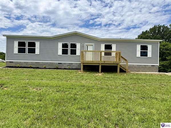 2.5 Acres of Land with Home for Sale in Cecilia, Kentucky