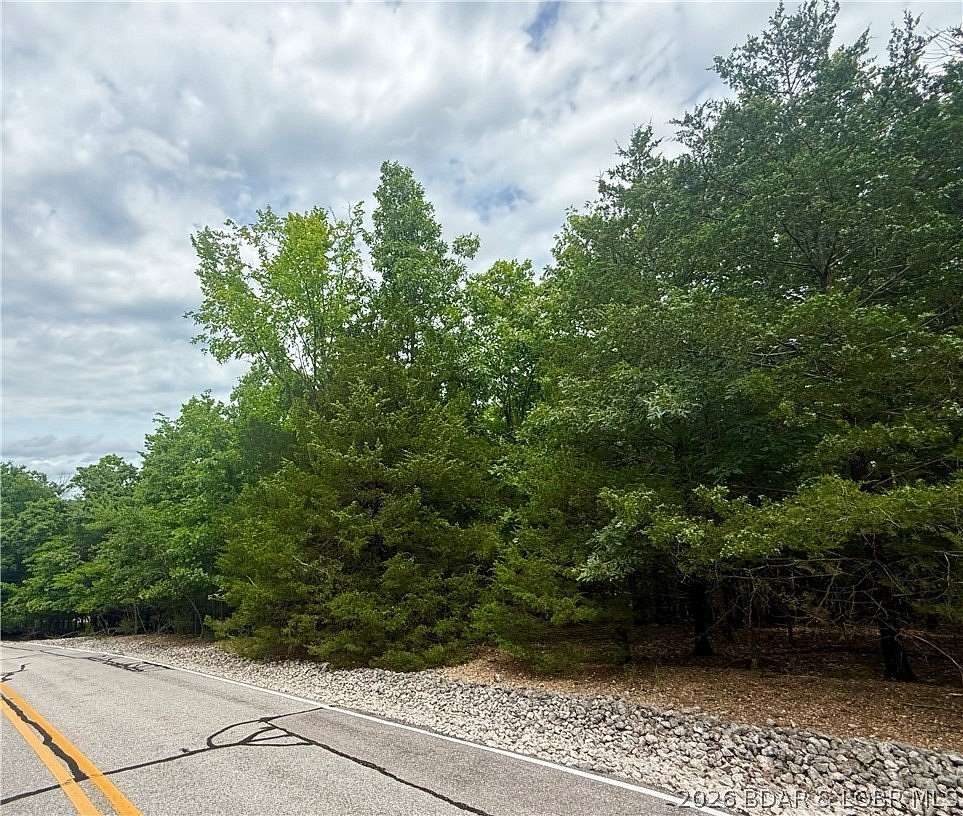 0.43 Acres of Residential Land for Sale in Village of Four Seasons, Missouri