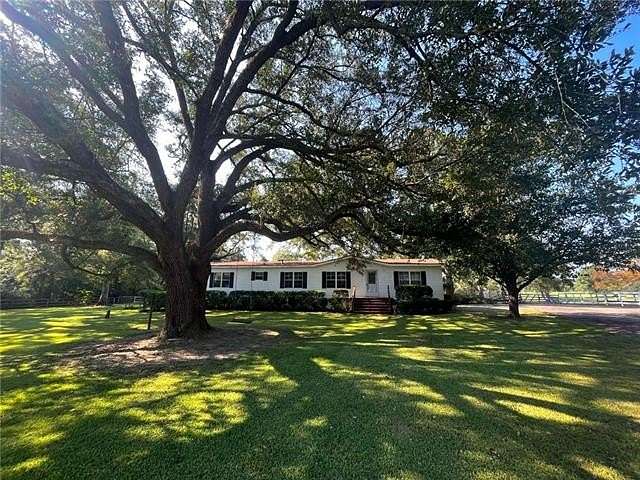 20 Acres of Land with Home for Lease in Folsom, Louisiana