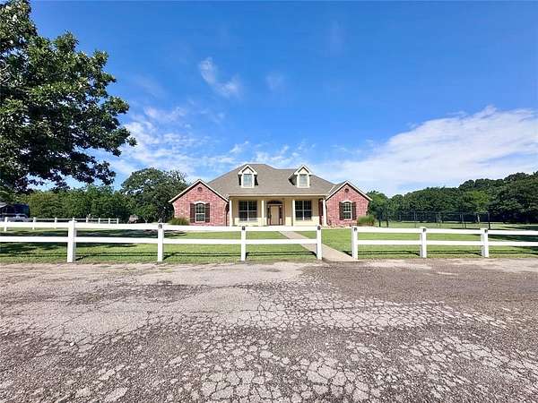 25 Acres of Recreational Land with Home for Sale in Shawnee, Oklahoma