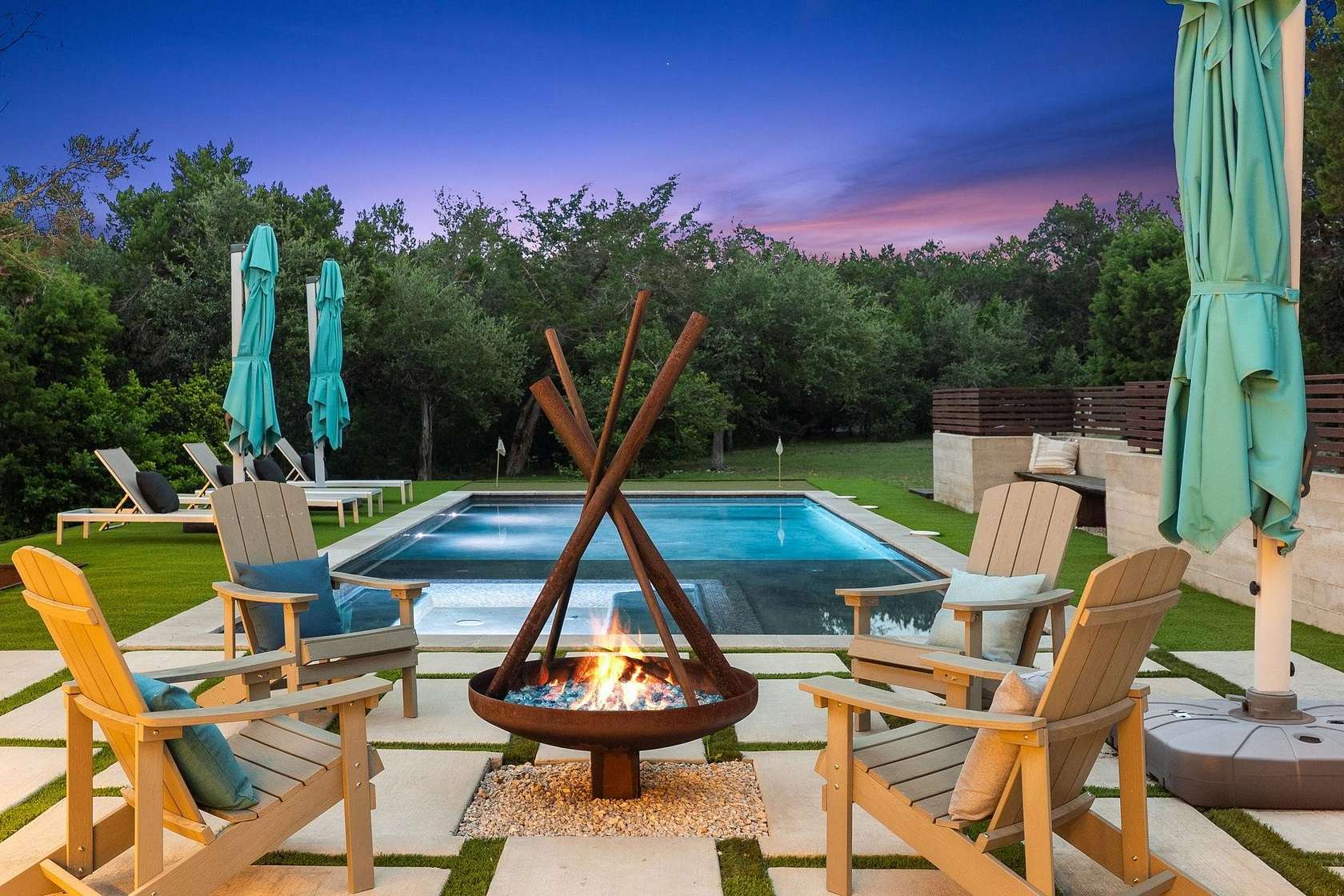 3.13 Acres of Land with Home for Sale in Austin, Texas