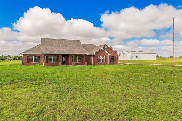 4.25 Acres of Land with Home for Sale in Leonard, Texas