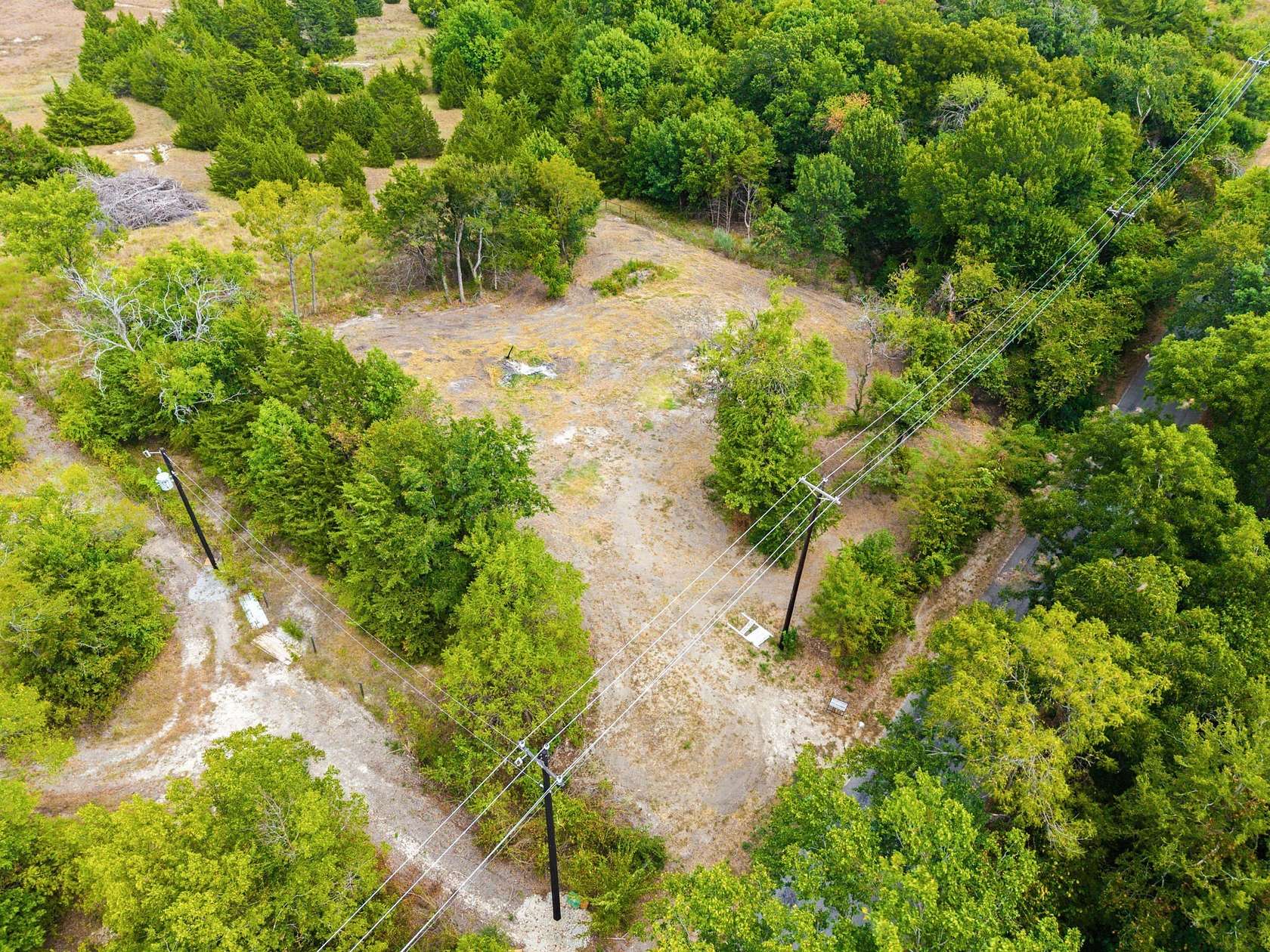 1 Acre of Residential Land for Sale in Gunter, Texas