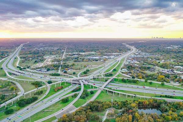 7.23 Acres of Commercial Land for Sale in Dallas, Texas