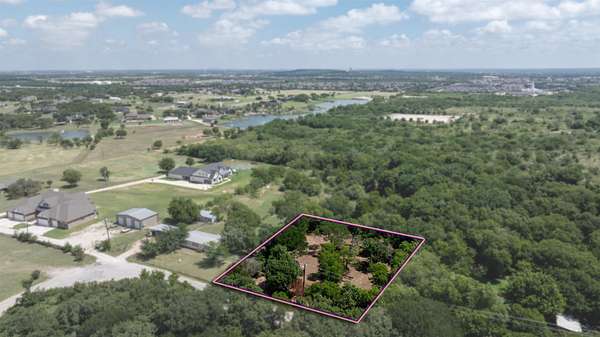 0.88 Acres of Residential Land for Sale in Burleson, Texas