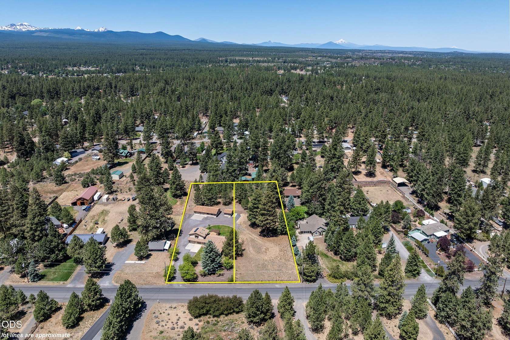 1.73 Acres of Land with Home for Sale in Bend, Oregon