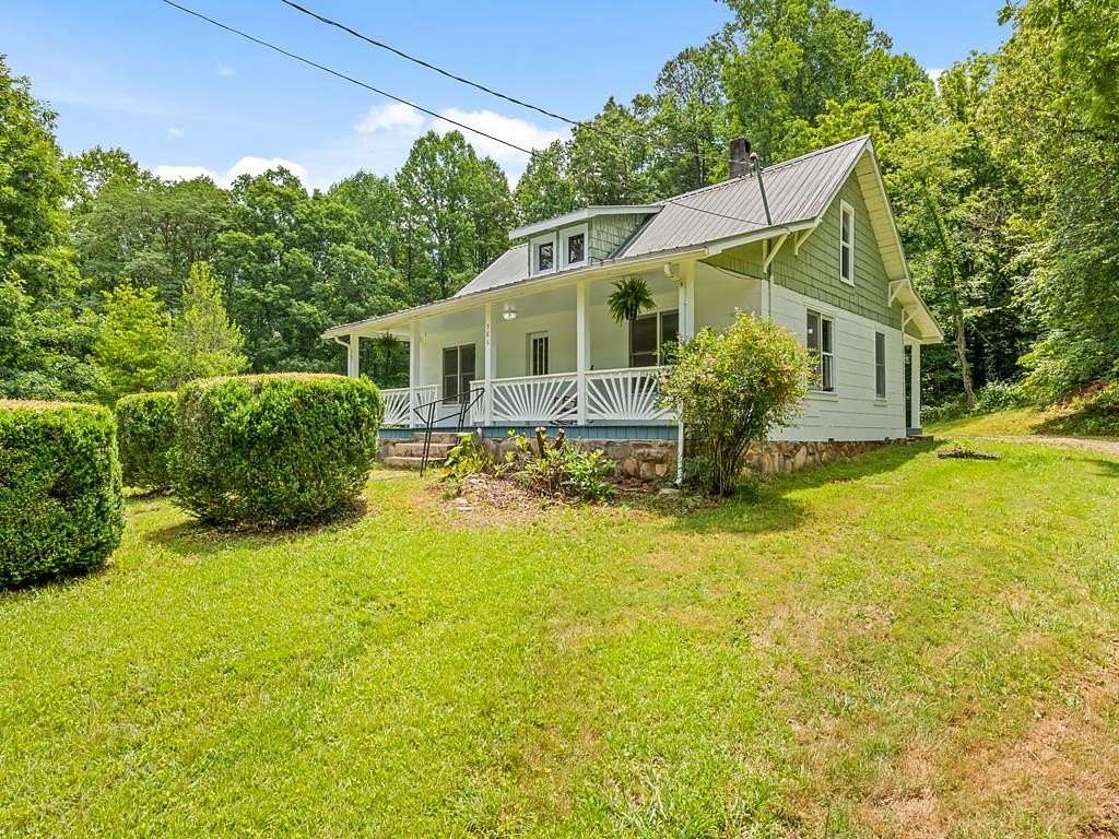 4 Acres of Land with Home for Sale in Whittier, North Carolina