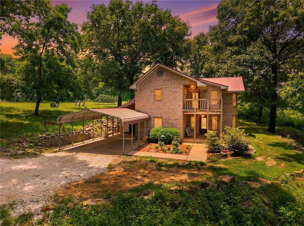 100 Acres of Recreational Land with Home for Sale in West Fork, Arkansas