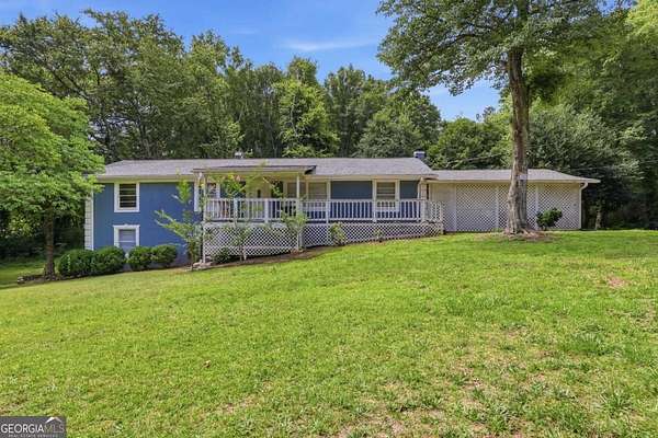 2.2 Acres of Land with Home for Lease in Marietta, Georgia