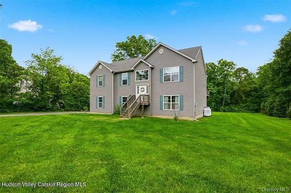 2.5 Acres of Land with Home for Sale in Wallkill, New York