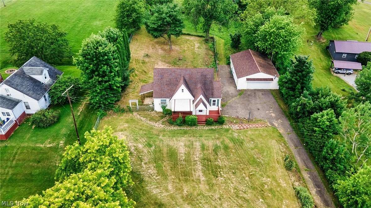 2.5 Acres of Land with Home for Sale in Steubenville, Ohio