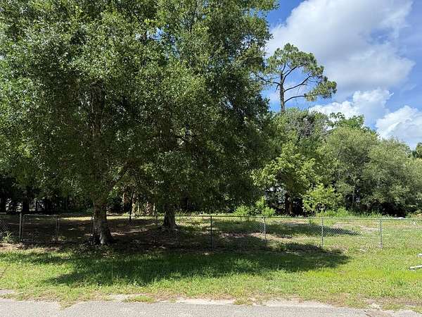 0.17 Acres of Residential Land for Sale in Apalachicola, Florida